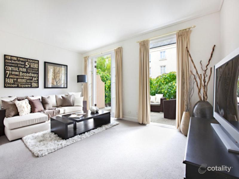 33/211 Wellington Pde S, East Melbourne, VIC 3002