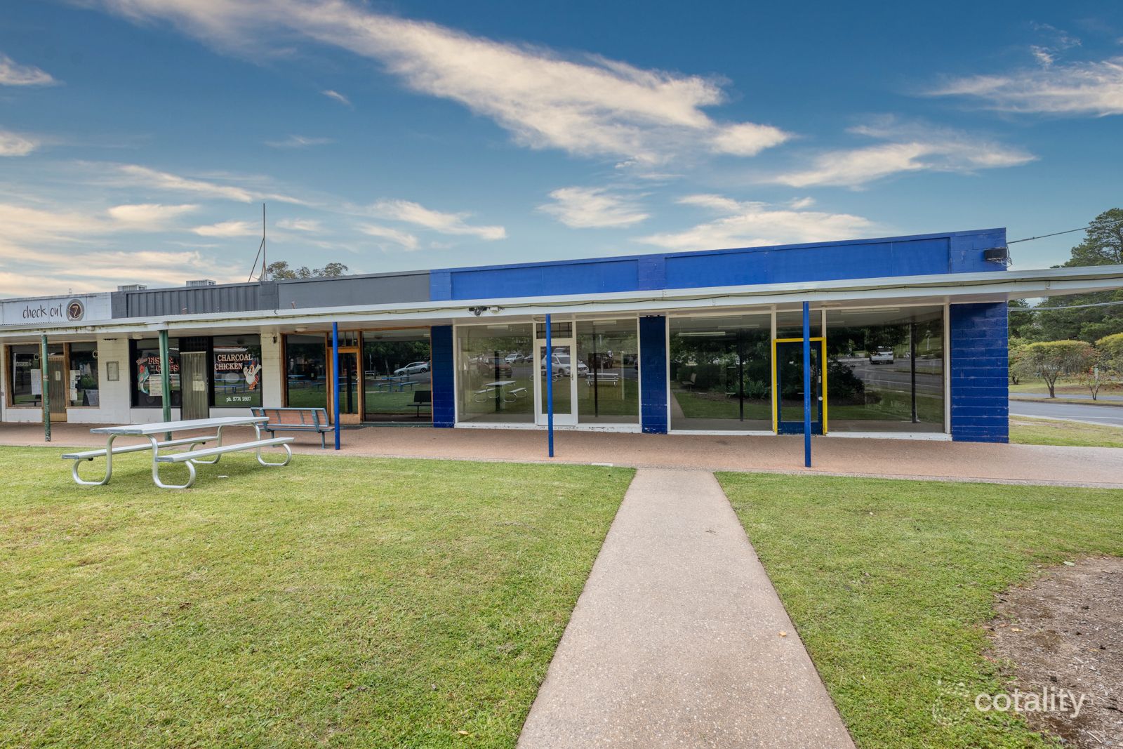 3 Main St, Eildon, VIC 3713