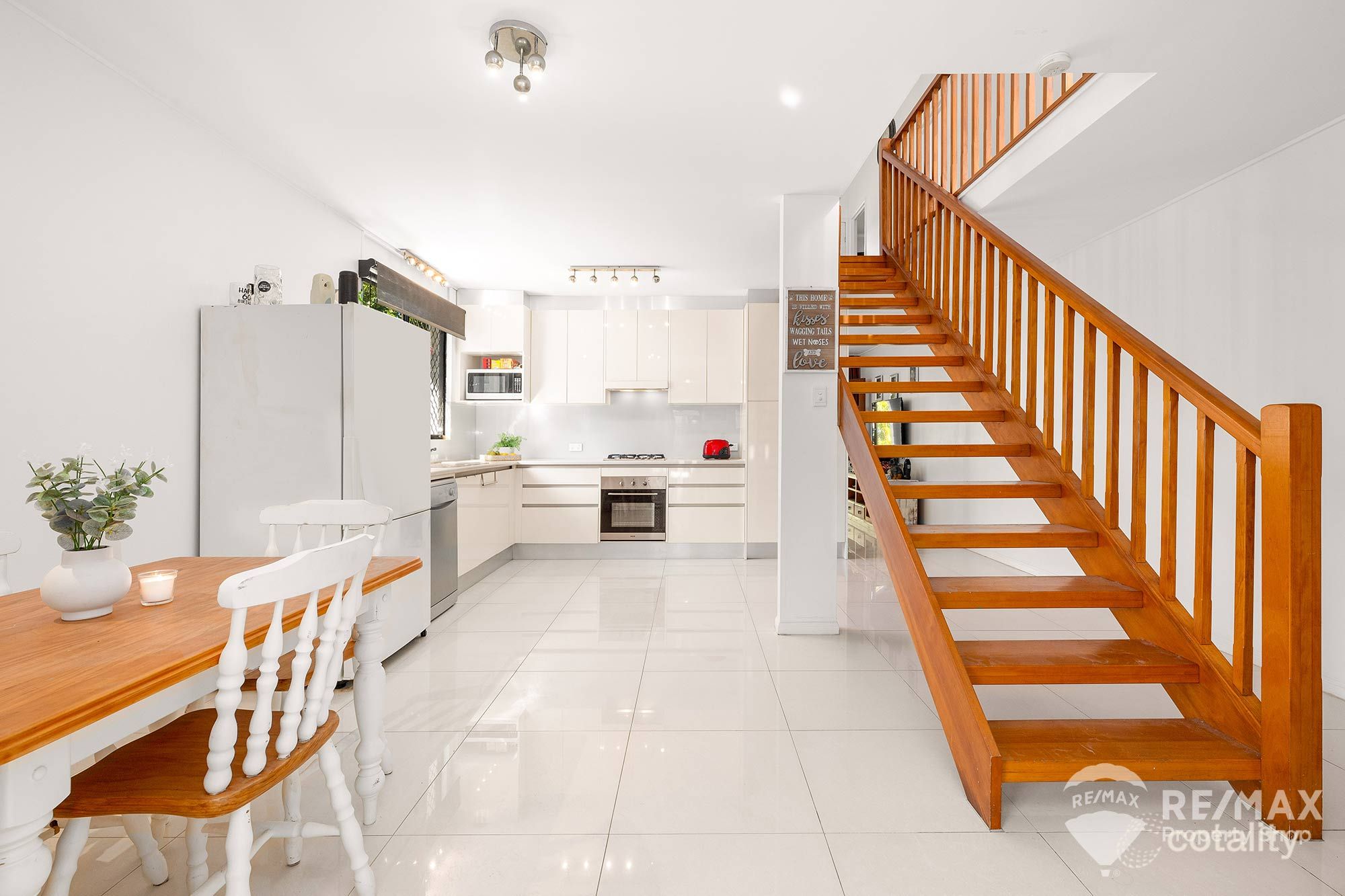 18 Pamrick Cres, Clontarf, QLD 4019