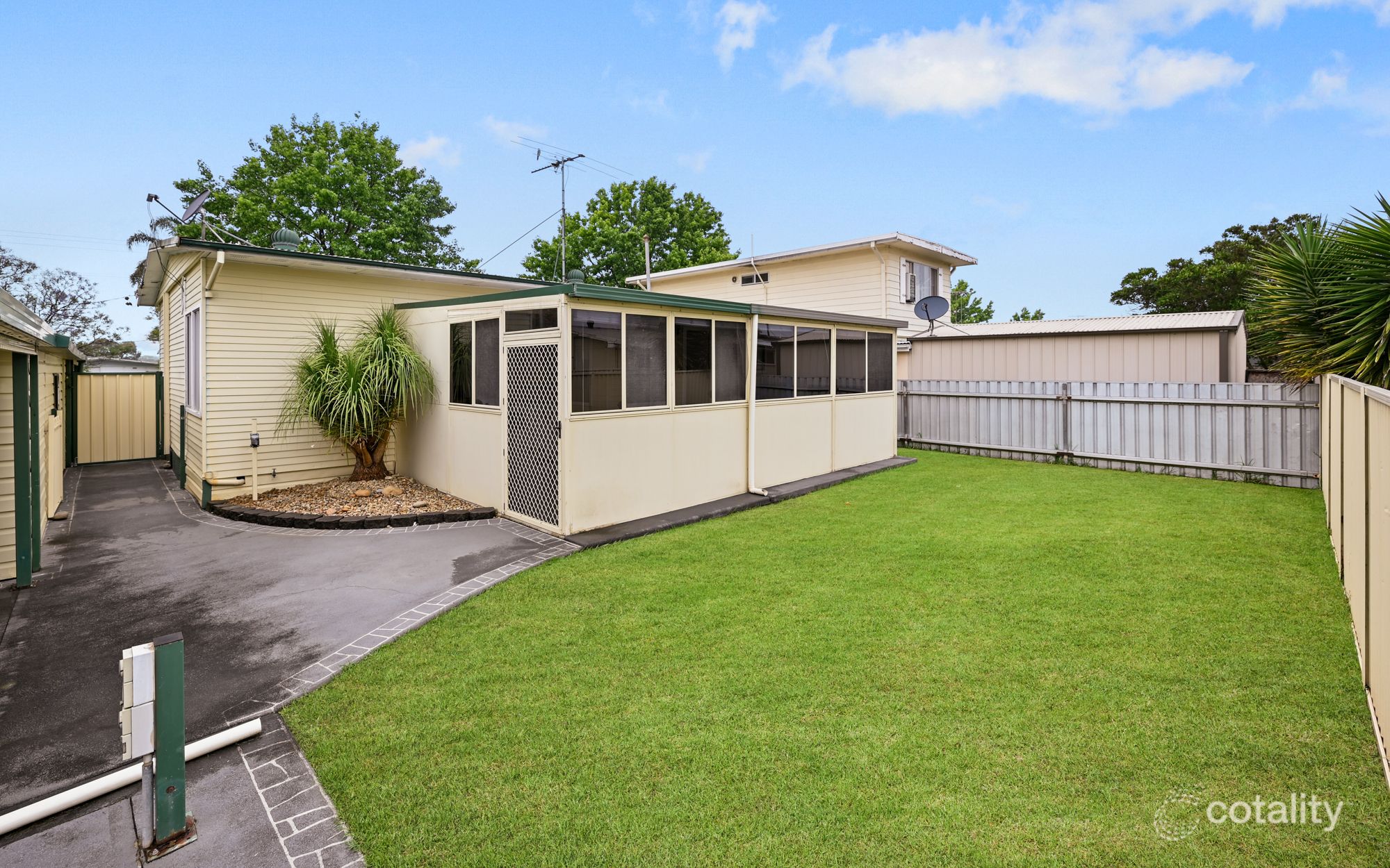 41 Weir Rd, Warragamba, NSW 2752