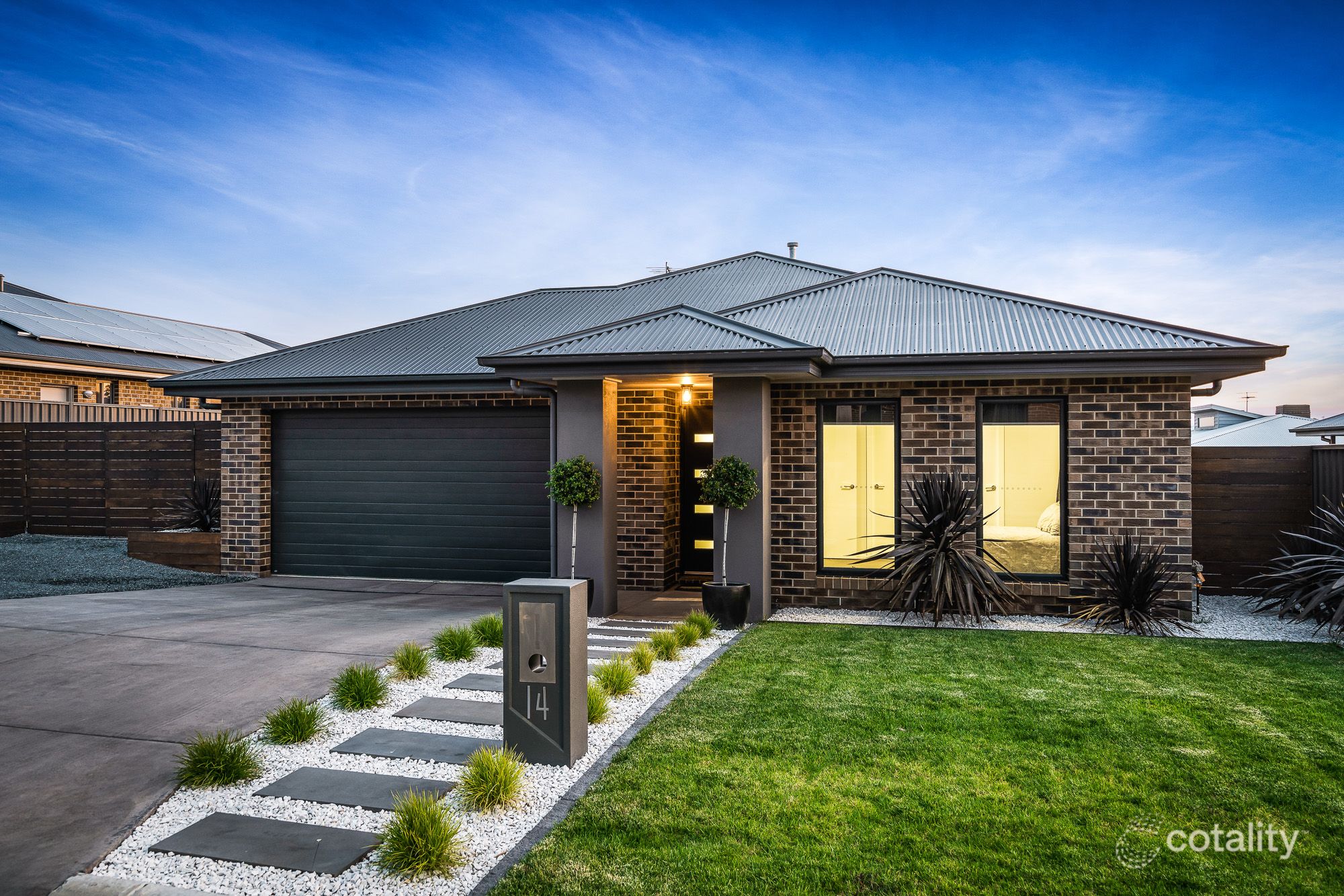14 Paddlesteamer Ct, Thurgoona, NSW 2640