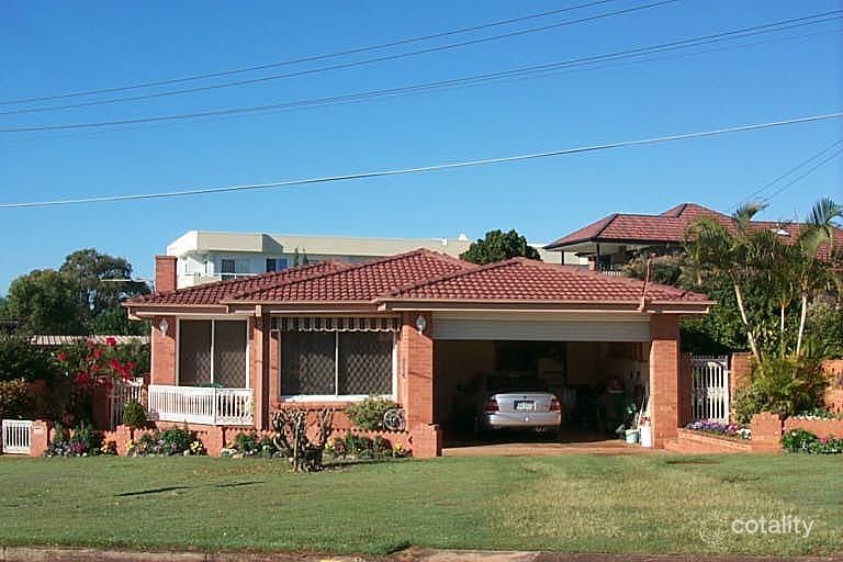 1a Griffith Rd, Scarborough, QLD 4020