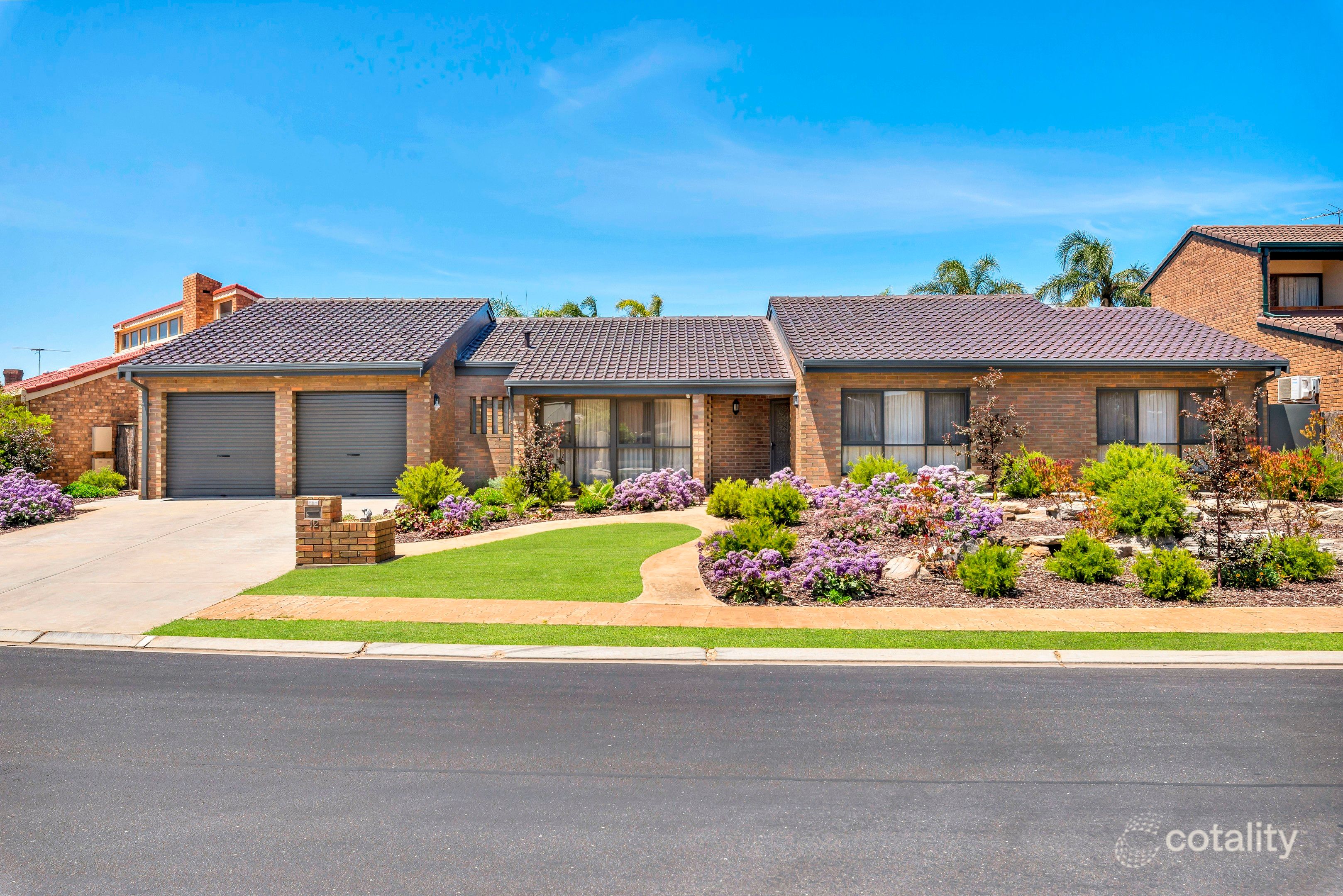 12 Sir John Marks Dr, West Lakes, SA 5021