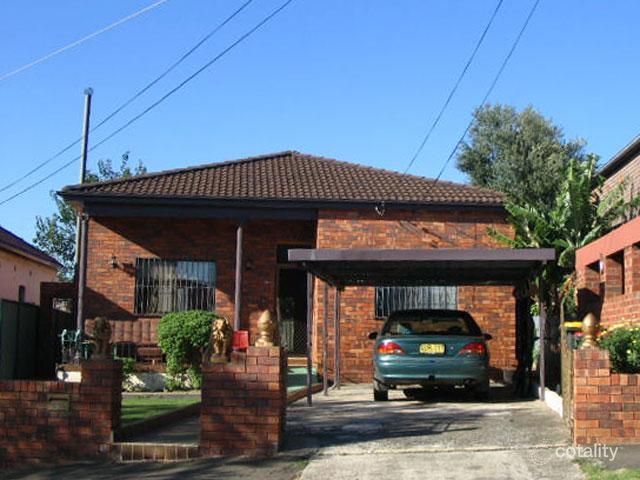 92 Crinan St, Hurlstone Park, NSW 2193