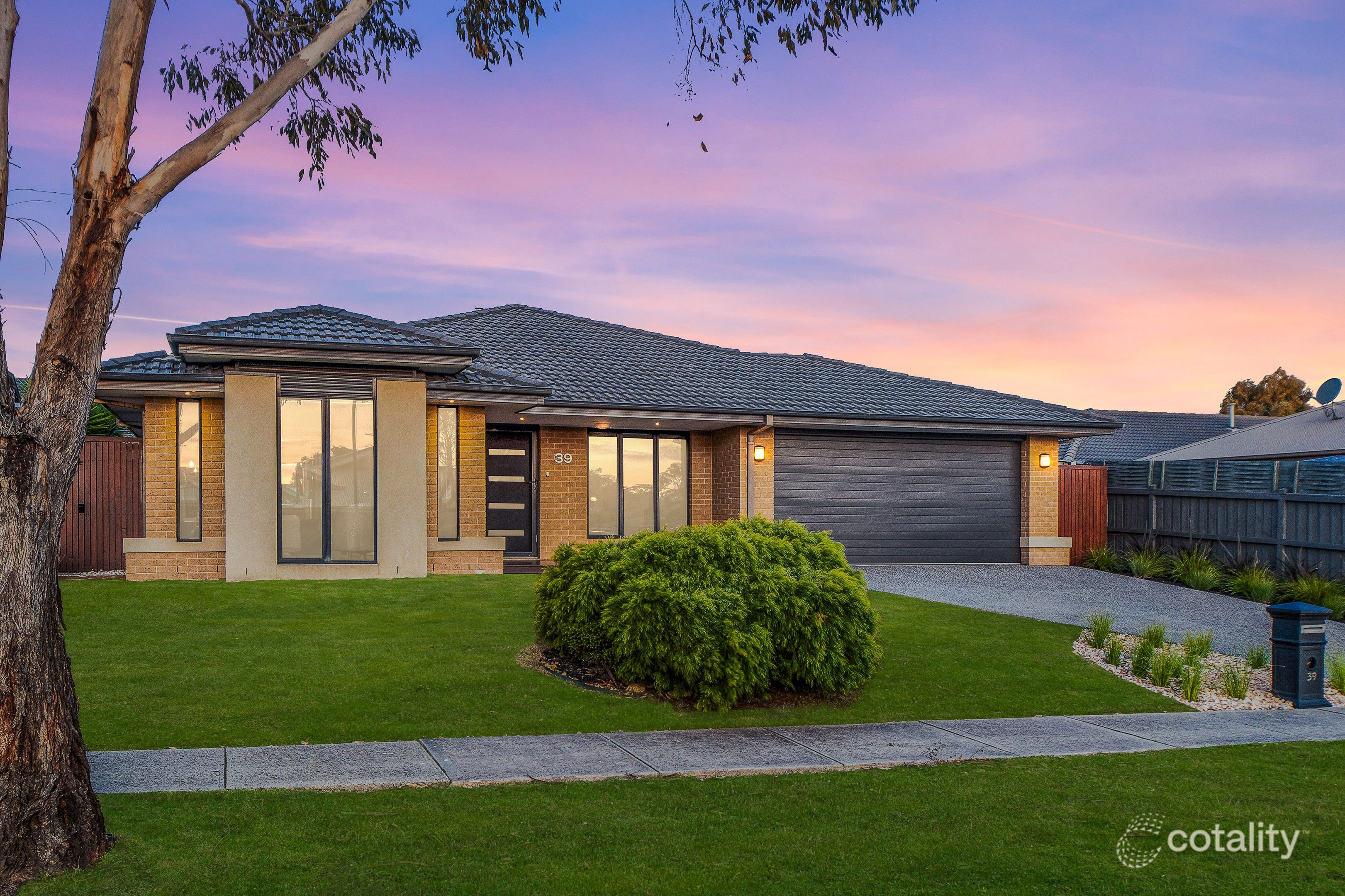 39 Rennison Dr, Botanic Ridge, VIC 3977