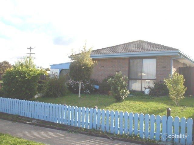 2 Duchess Ct, Hastings, VIC 3915