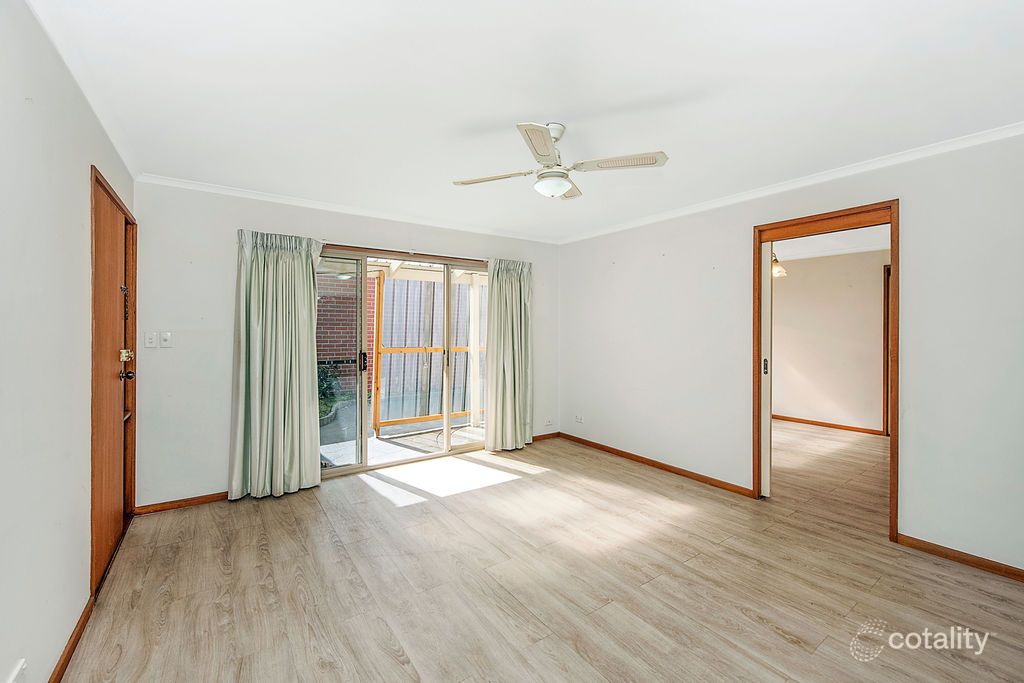 11 Crystal Cl, Whittlesea, VIC 3757