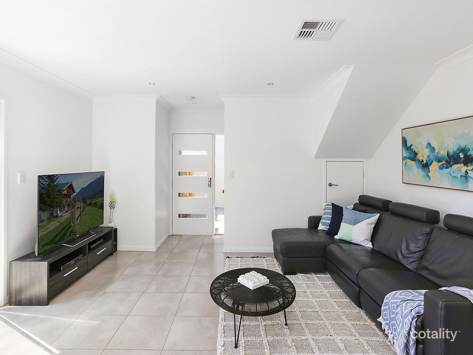 2/19 Waratah Ave, Carina, QLD 4152