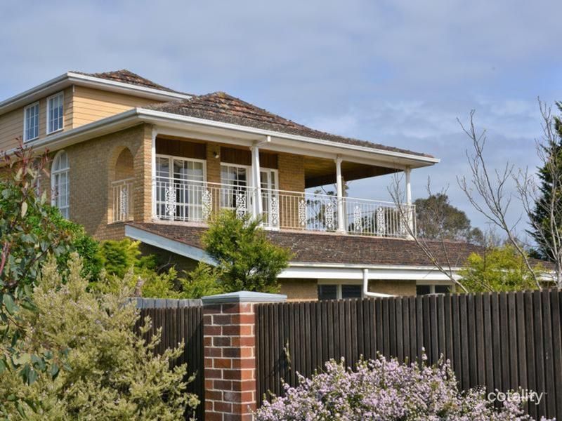 63 Fulton Rd, Mount Eliza, VIC 3930