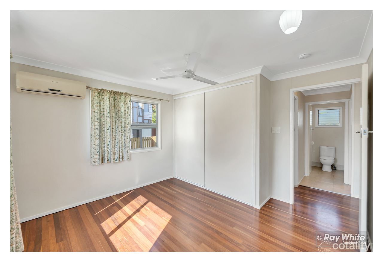 14 Medcraf St, Park Avenue, QLD 4701
