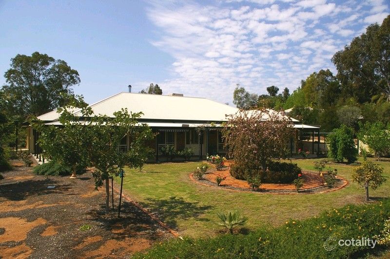 1 Shepherd Dr, Paringa, SA 5340