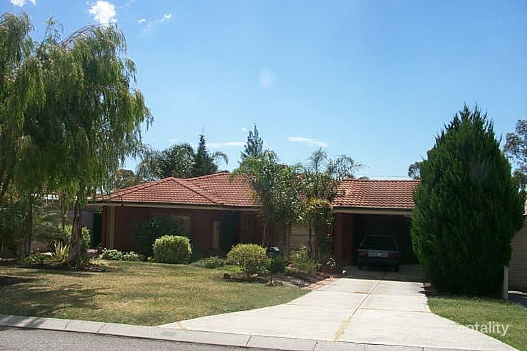 26 Aldworth Cres, Gosnells, WA 6110