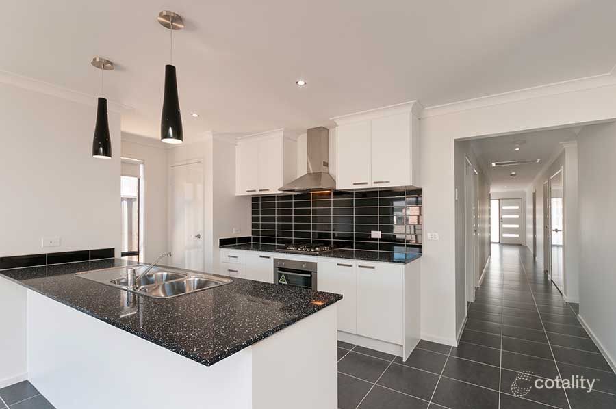 483 Grand Bvd, Craigieburn, VIC 3064