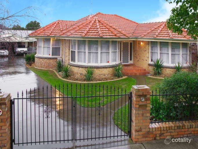 23 Girton Cres, Manifold Heights, VIC 3218