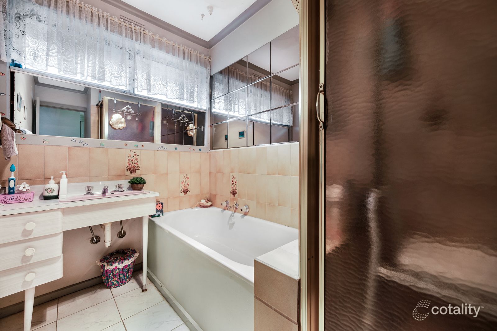 1 Jindabyne Ave, Dandenong North, VIC 3175