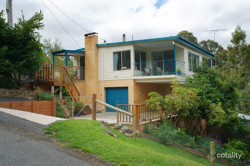 37 Golden Point Rd, Blackwood, VIC 3458