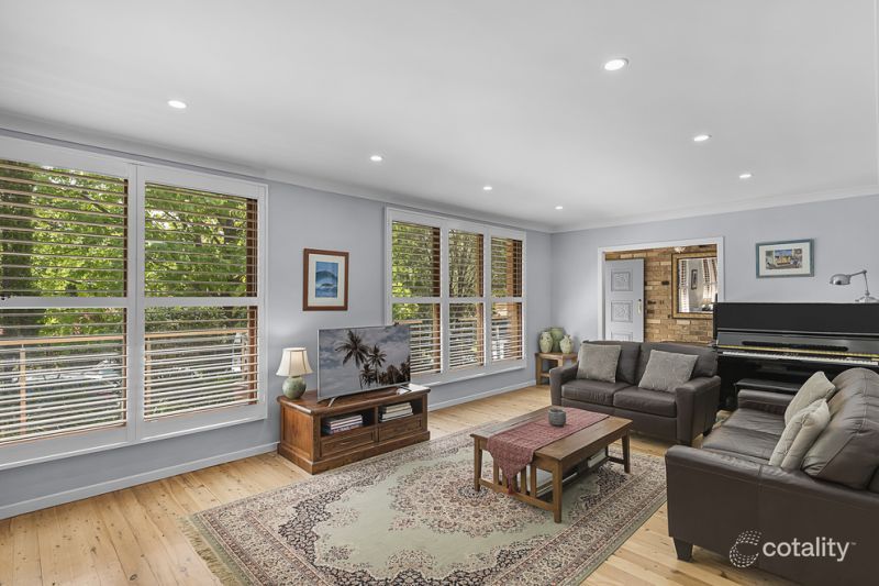 6 Dandenong Rd, Terrey Hills, NSW 2084