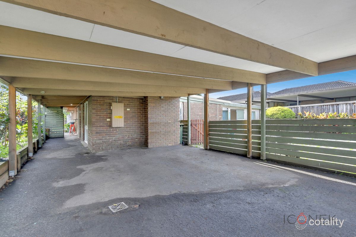 12 Peacock Cl, Mill Park, VIC 3082