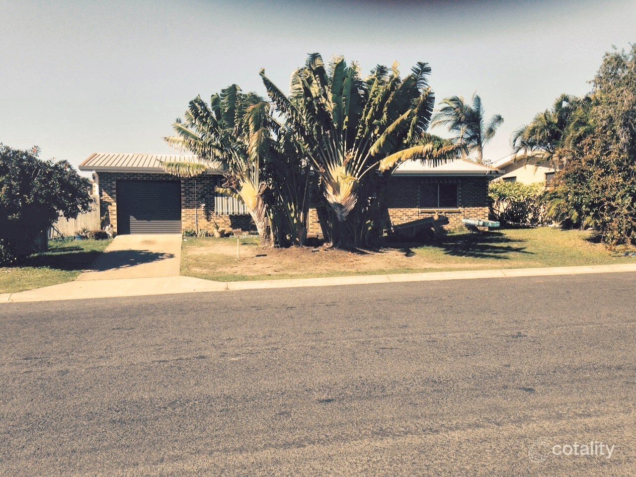 50 Hansen St, Urangan, QLD 4655