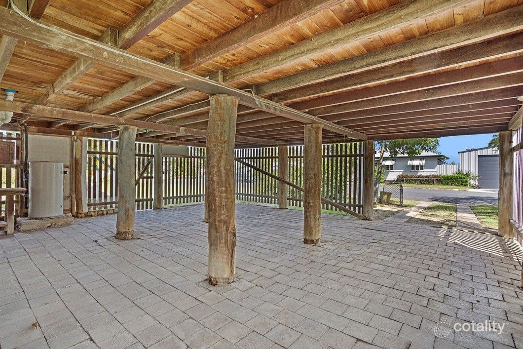 404 Rhodes St, Koongal, QLD 4701