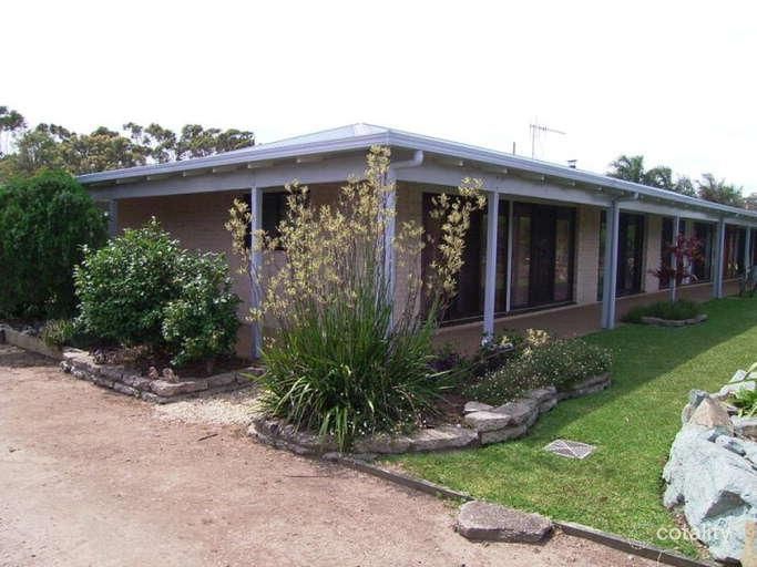 54-56 Wyden St, Old Bar, NSW 2430