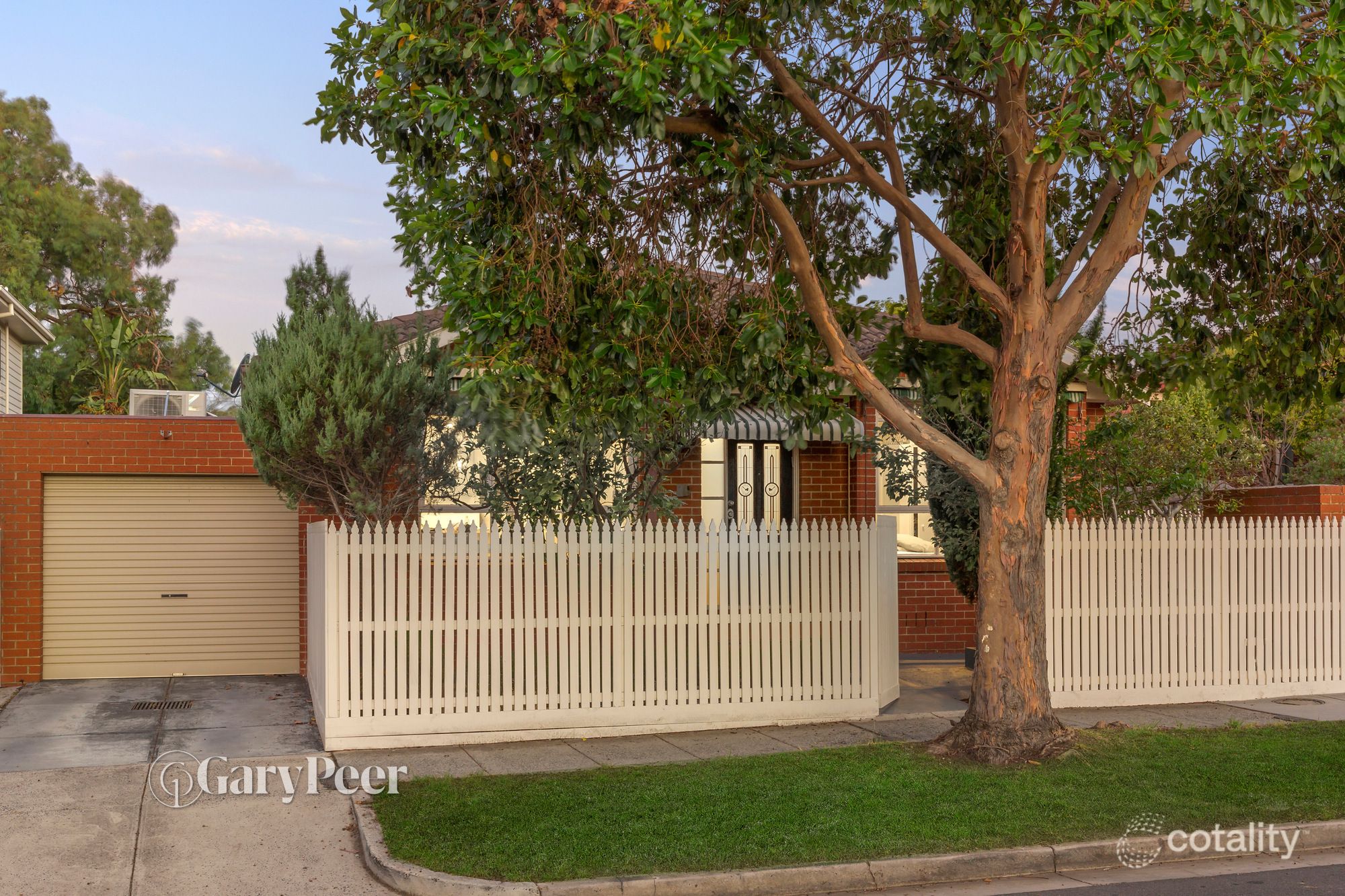 1/16 Station Ave, Mckinnon, VIC 3204