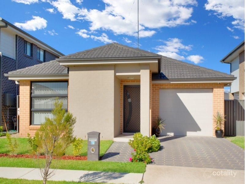 61 Taradale Dr, Ropes Crossing, NSW 2760
