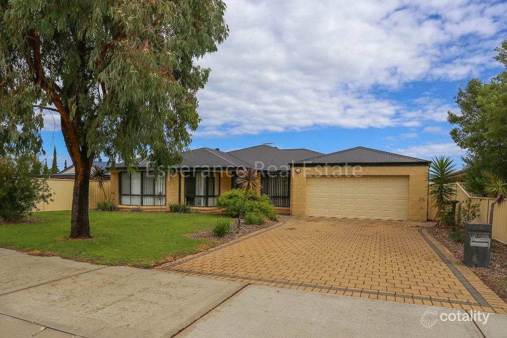 3 Gunton Cir, Castletown, WA 6450