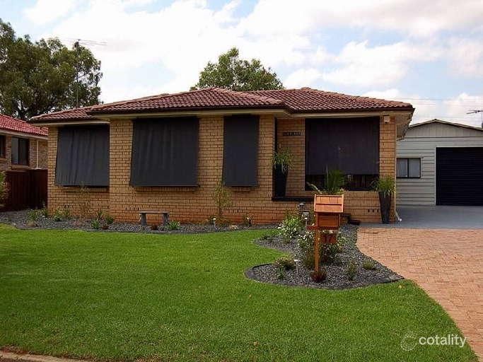 17 William Cox Dr, Richmond, NSW 2753