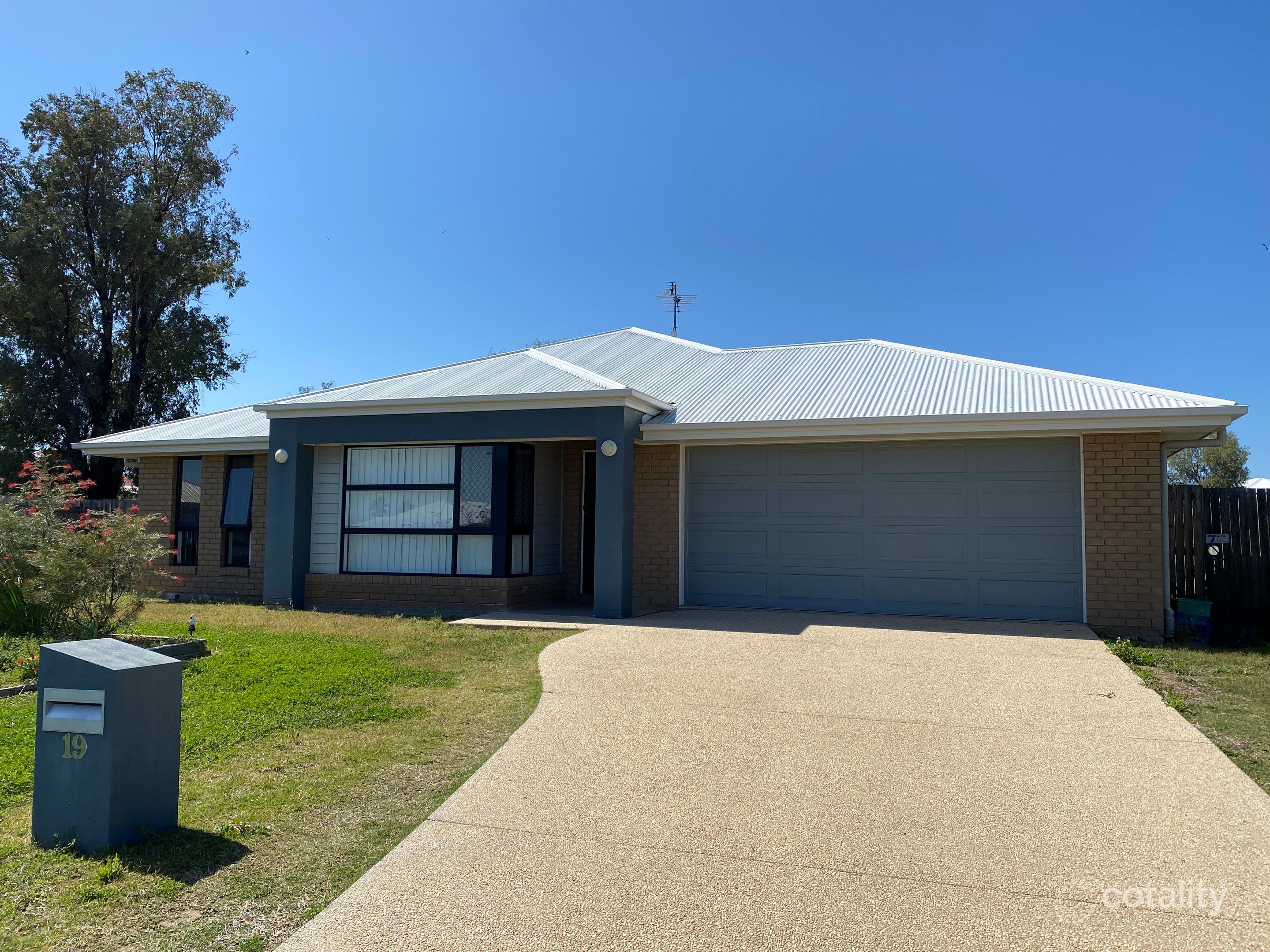 19 Highview Cl, Roma, QLD 4455