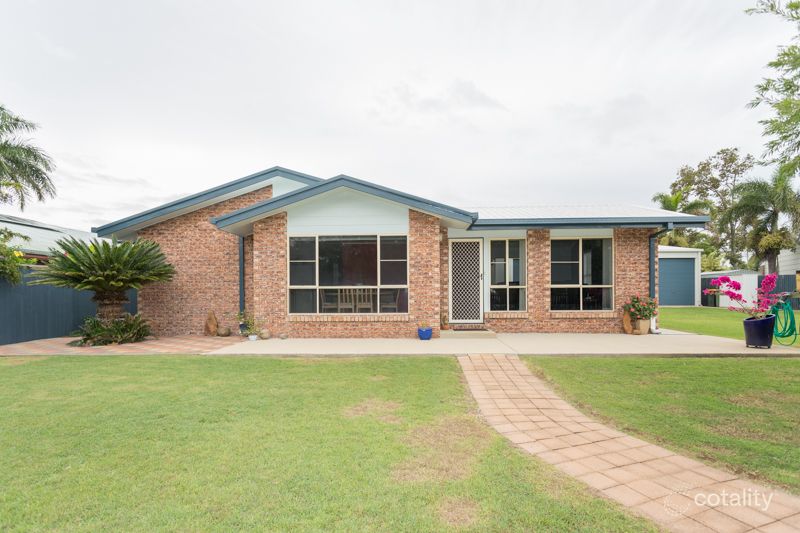 3 Island Cl, Shoal Point, QLD 4750