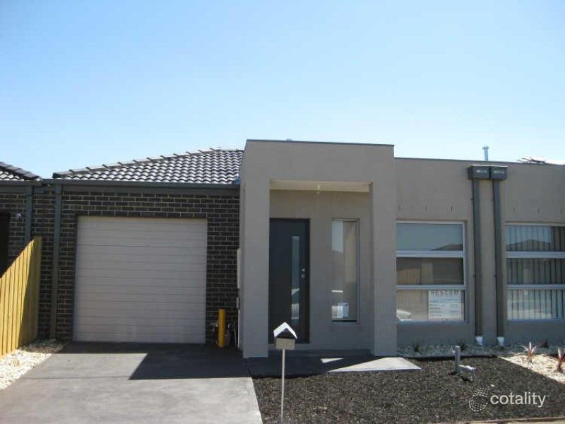 5 Carabott Pl, Berwick, VIC 3806