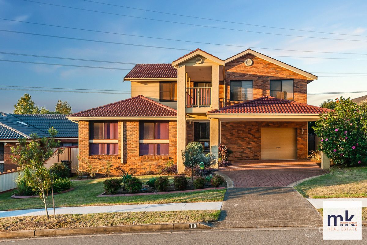 19 Midlothian Rd, St Andrews, NSW 2566