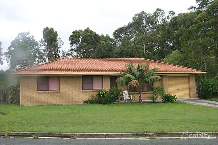 8 Koro Ct, Ashmore, QLD 4214