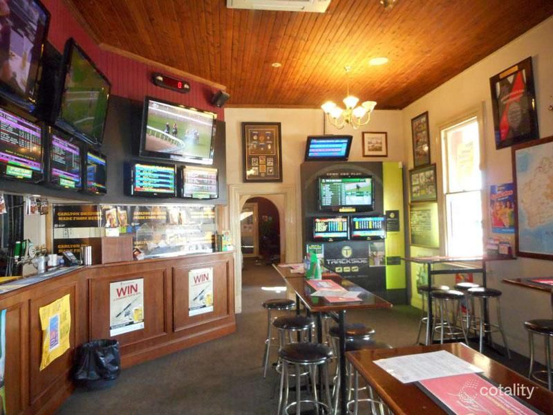 58-60 Hawkins St, Howlong, NSW 2643