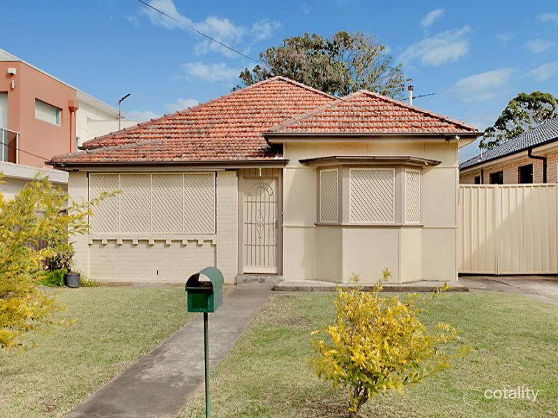 31 Cullens Rd, Punchbowl, NSW 2196