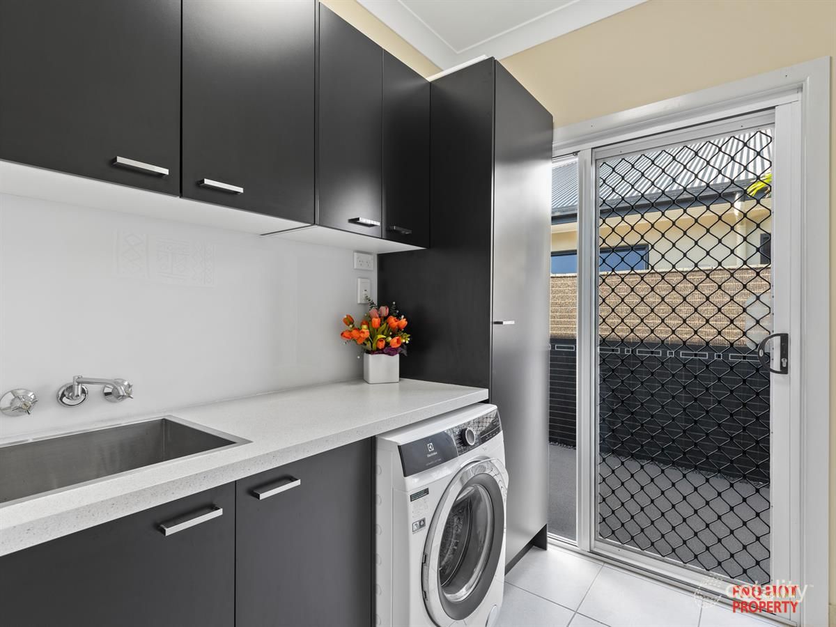 16 Selwyn Cct, Trinity Park, QLD 4879