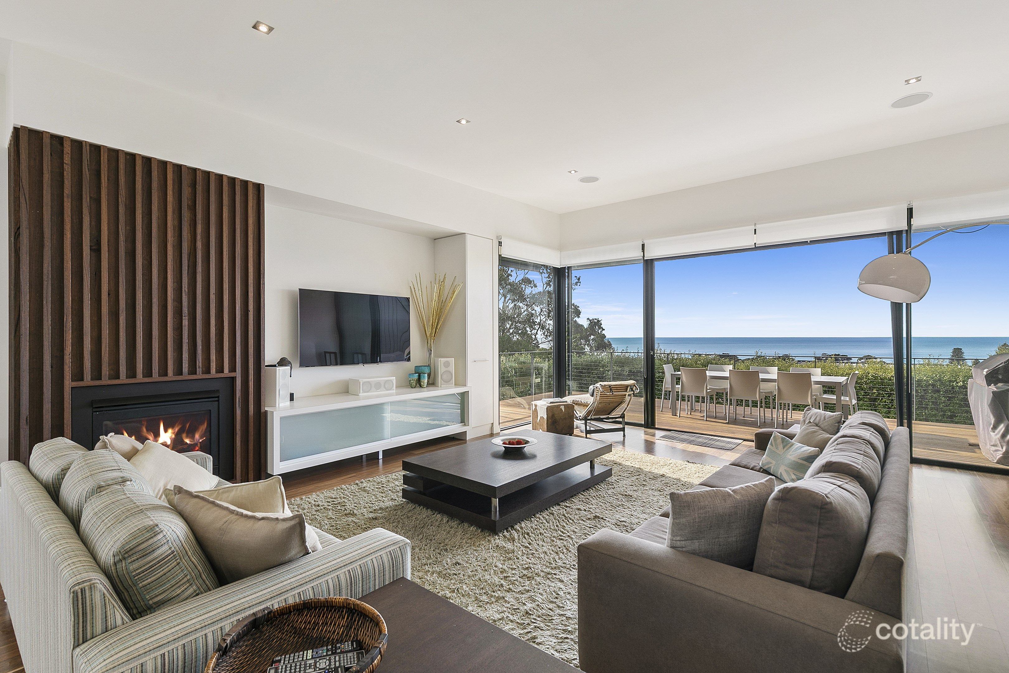 2/3 Hopetoun Tce, Lorne, VIC 3232