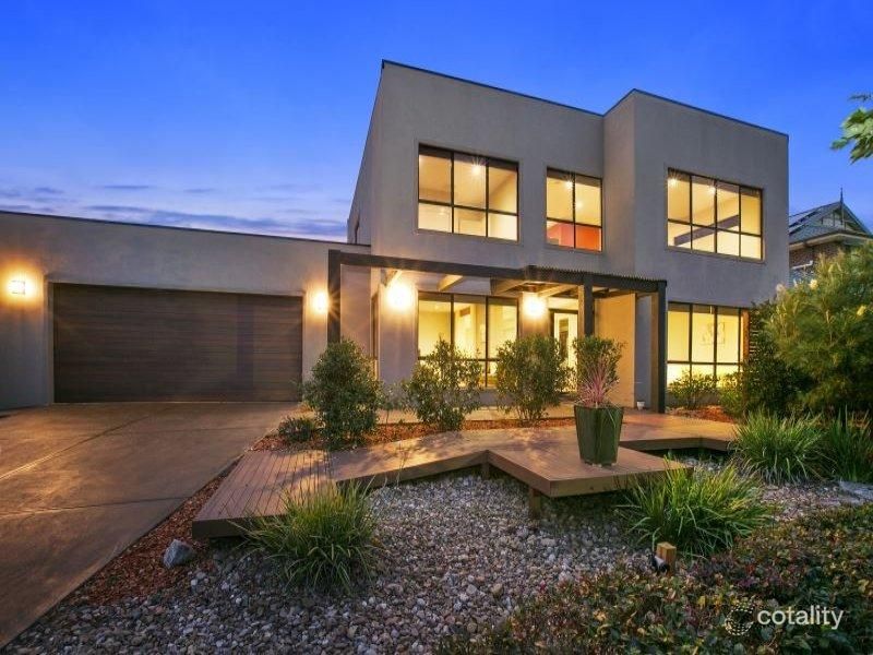 3 Hazeldene Pl, Langwarrin, VIC 3910