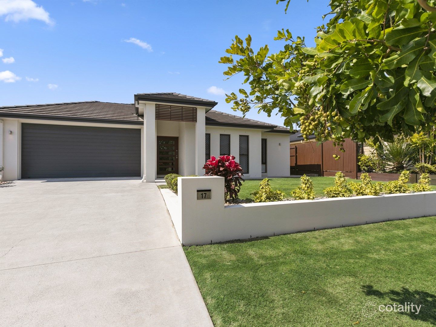 17 Waterway Cres, Murrumba Downs, QLD 4503