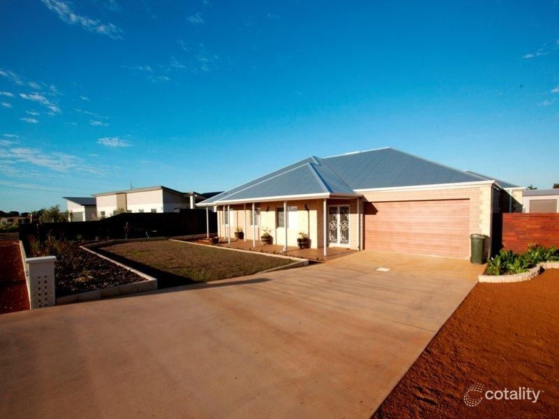 12 Fallowfield St, Strathalbyn, WA 6530