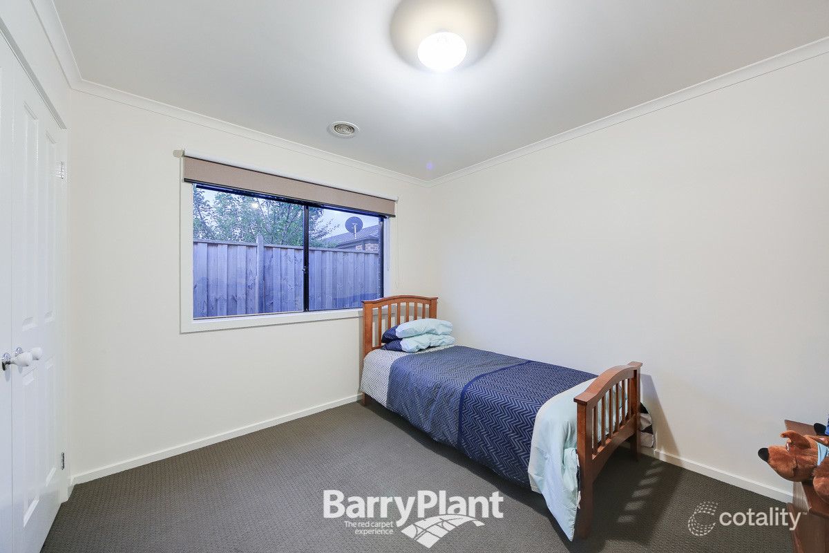 4 Lisa Ave, Pakenham, VIC 3810