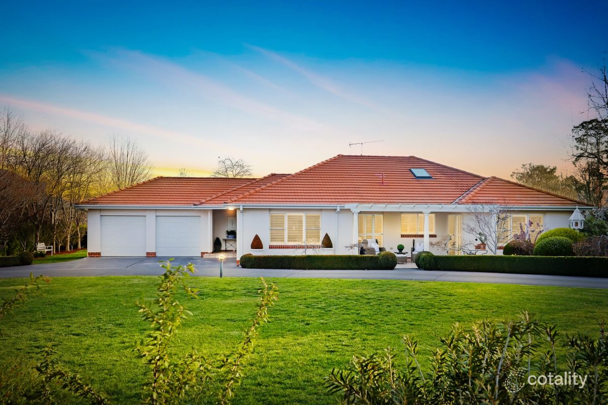 45 Highland Dr, Bowral, NSW 2576