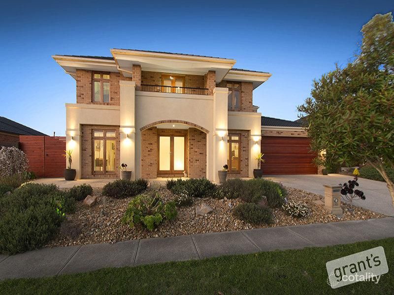 10 Marbelia Dr, Berwick, VIC 3806