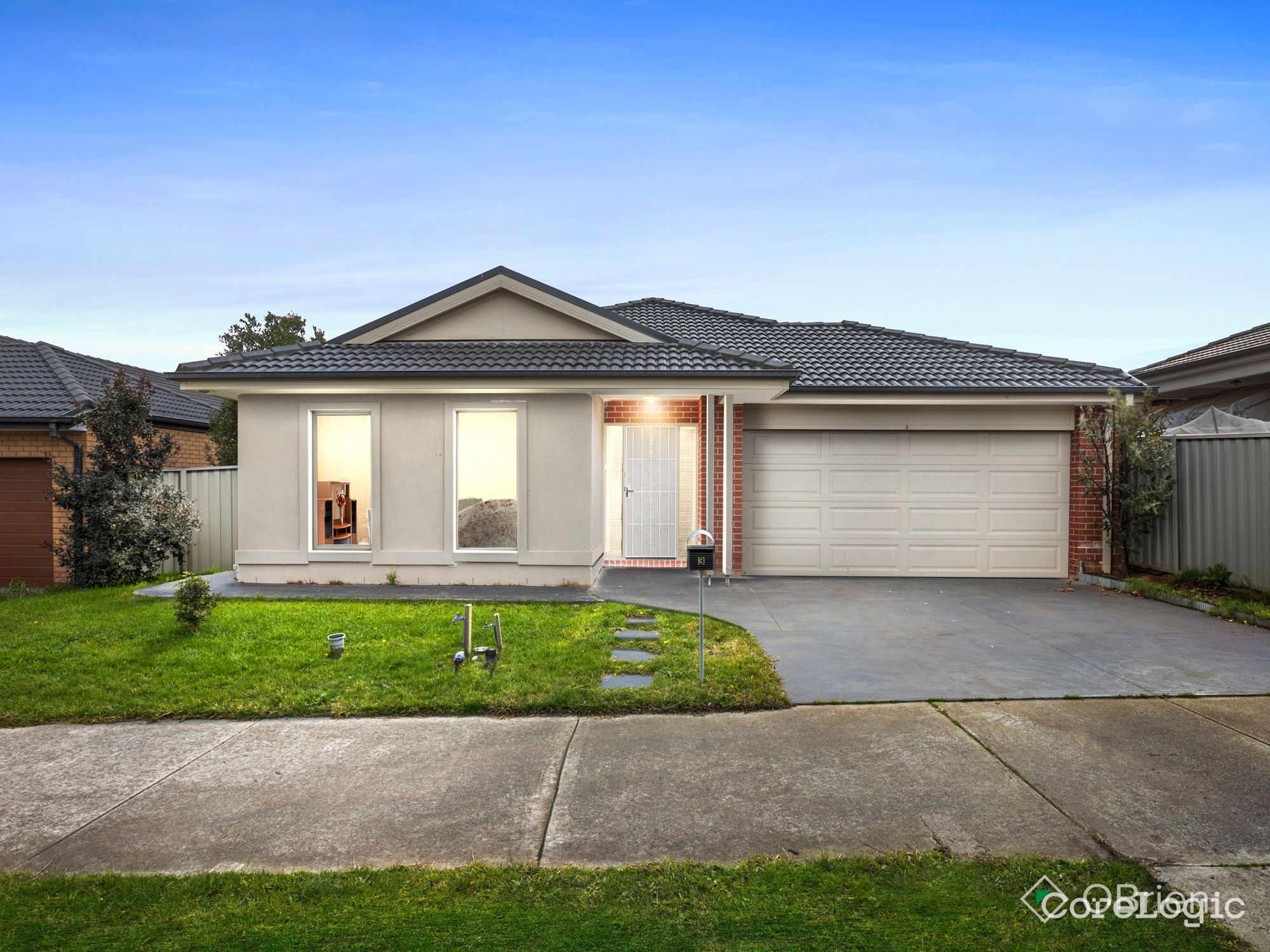 3 Arrow Rd, Cranbourne East, VIC 3977