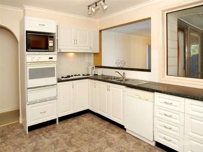 14 Riversdale St, Craigieburn, VIC 3064