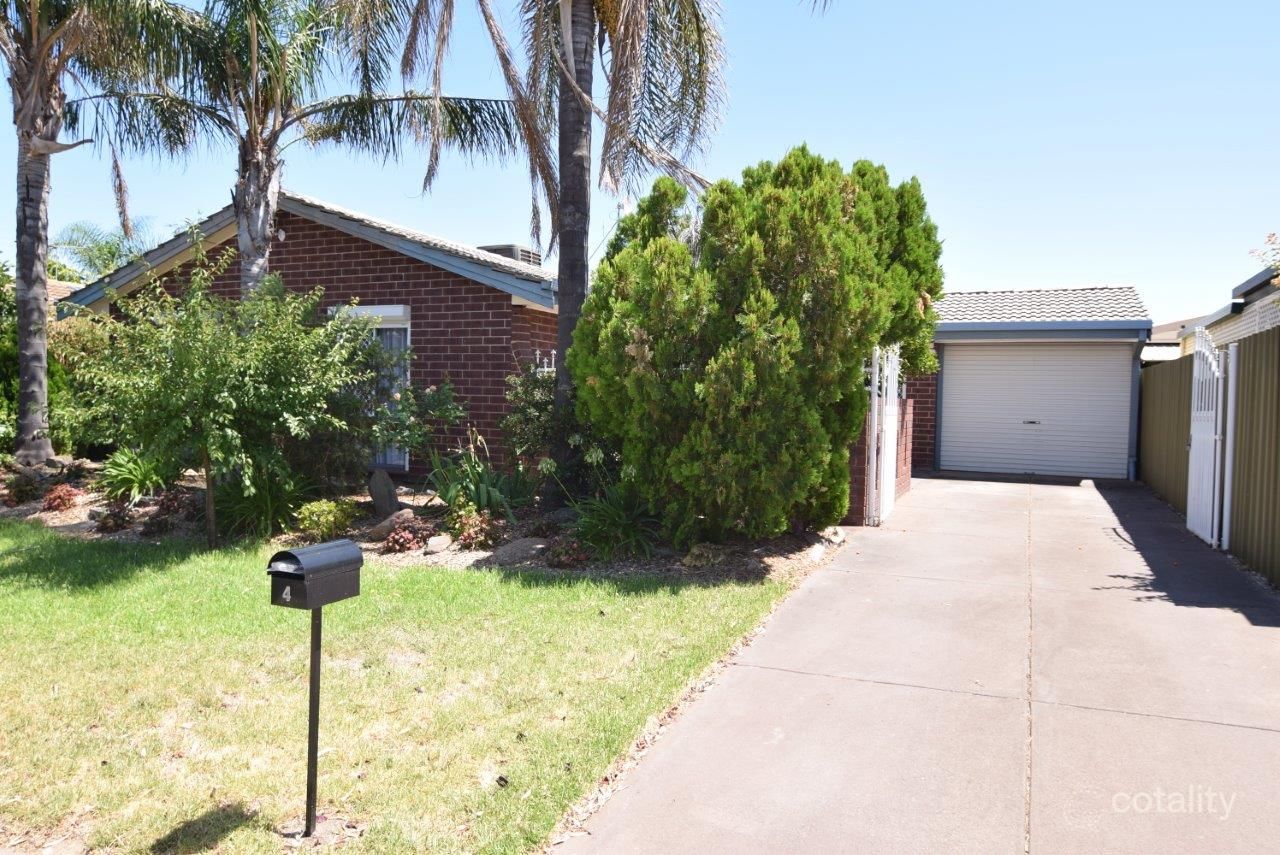4 Douglas Ave, Hillcrest, SA 5086