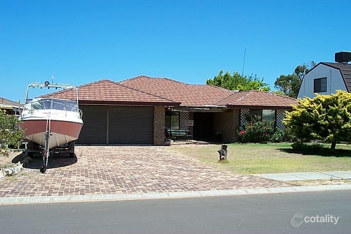 28 Seapeak Rd, Ocean Reef, WA 6027