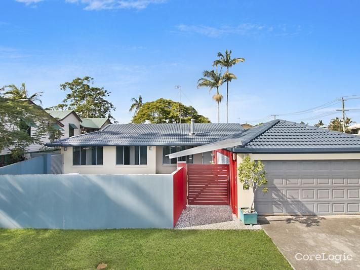 12 Elizabeth St, Currumbin Waters, QLD 4223