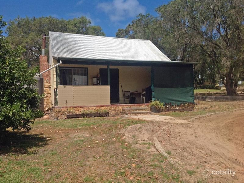 20 Bremer Bay Rd, Bremer Bay, WA 6338